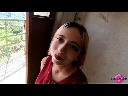 ❤️ Student Sucks a Stranger Sensually in the Backstreet - Face Cumming ❤️❌ Πόρνο fb ❌❤